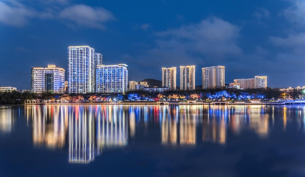 亮化工程的預算應該包含幾部分？-0