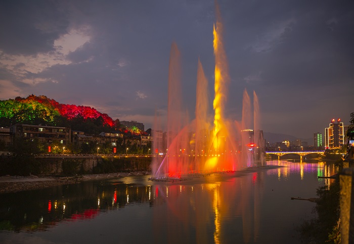 越“夜”越精彩 | 夜游文旅演藝賦能城鎮(zhèn)夜經(jīng)濟(jì)